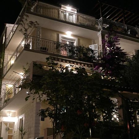 Guest House Adria 杜基拉特 外观 照片