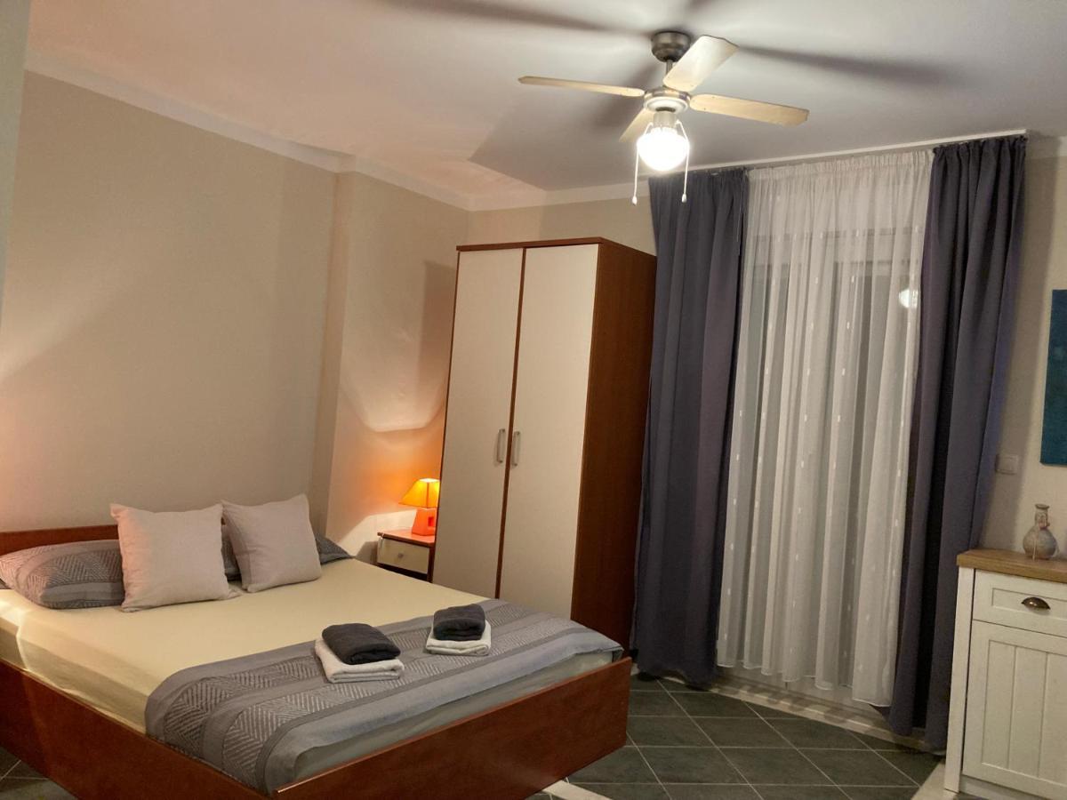 Guest House Adria 杜基拉特 外观 照片