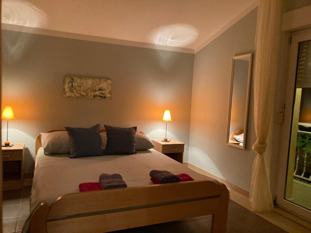 Guest House Adria 杜基拉特 外观 照片