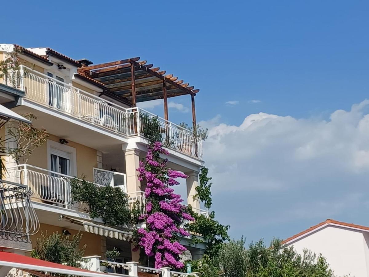 Guest House Adria 杜基拉特 外观 照片