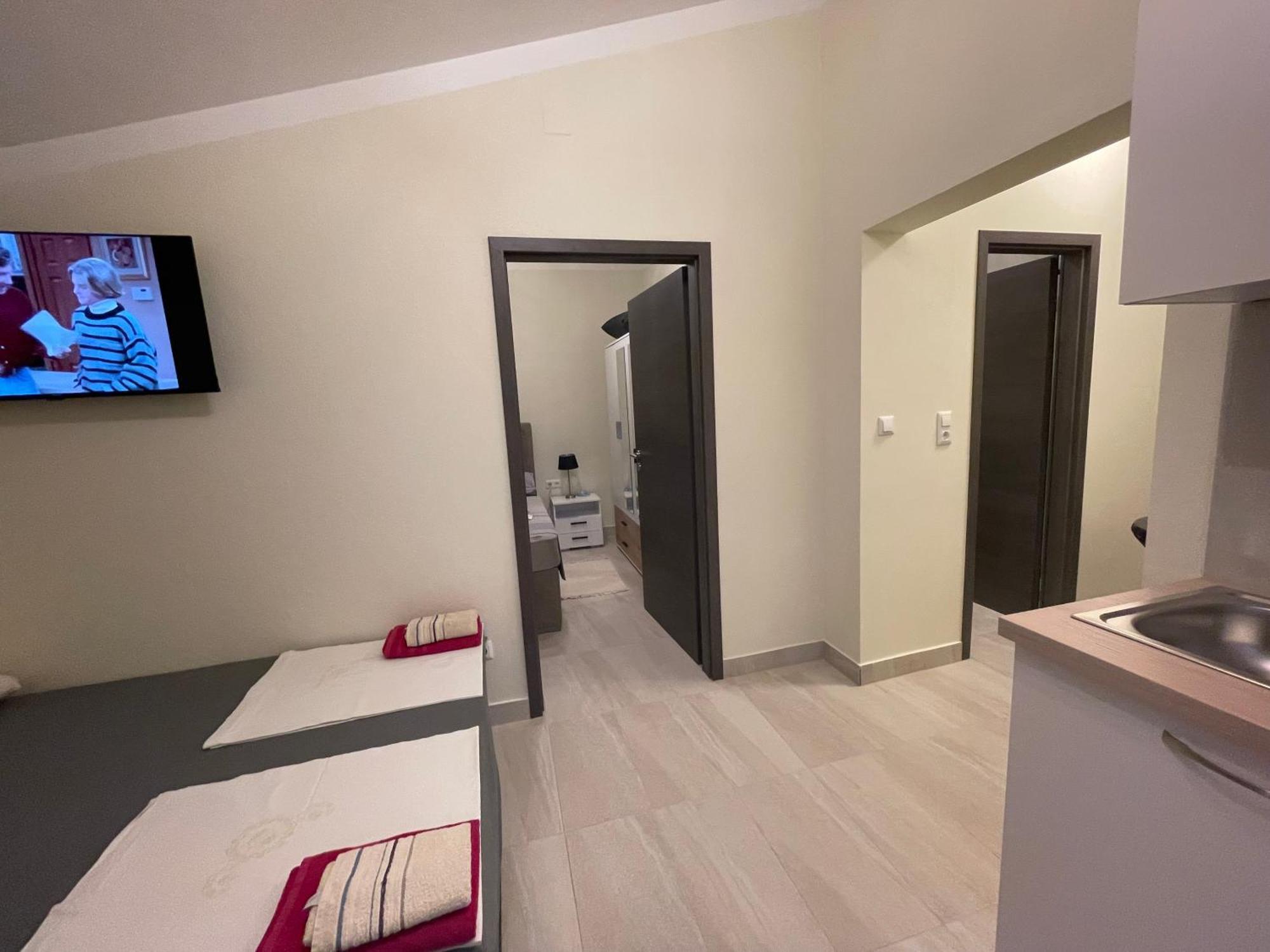 Guest House Adria 杜基拉特 外观 照片